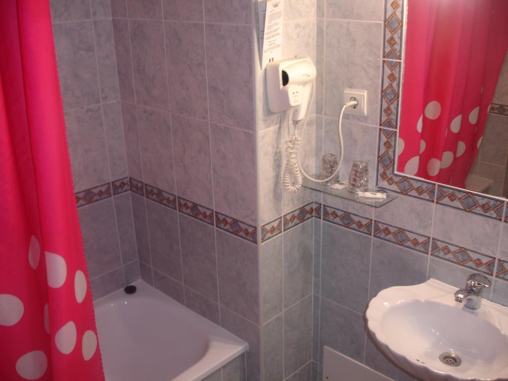 Hotel Pensao Residencial Roma Lizbona Pokój zdjęcie